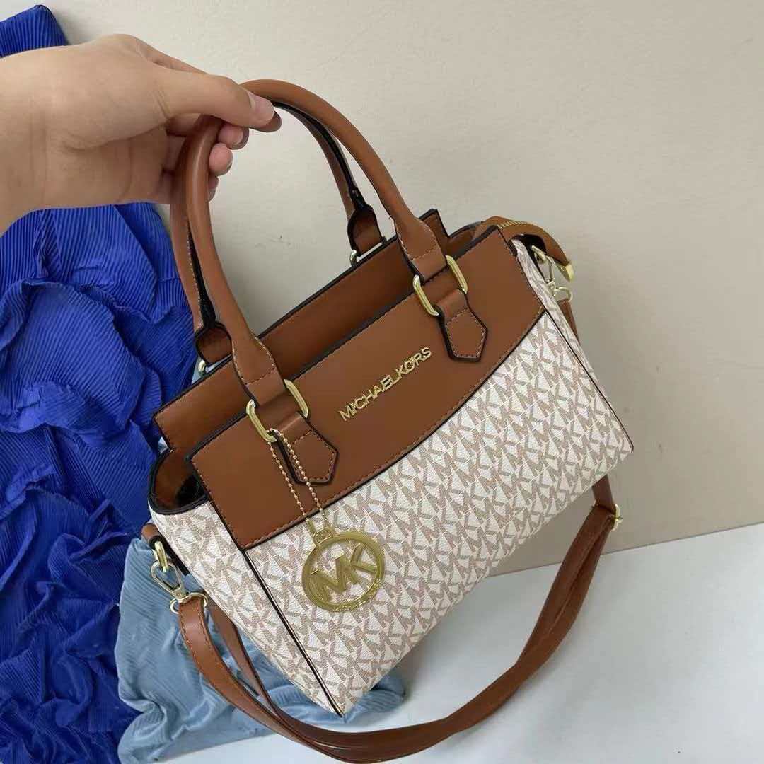 Luxury Bags Michael Kors - Michael Kors Women's Luxury Light-Weight High-Quality