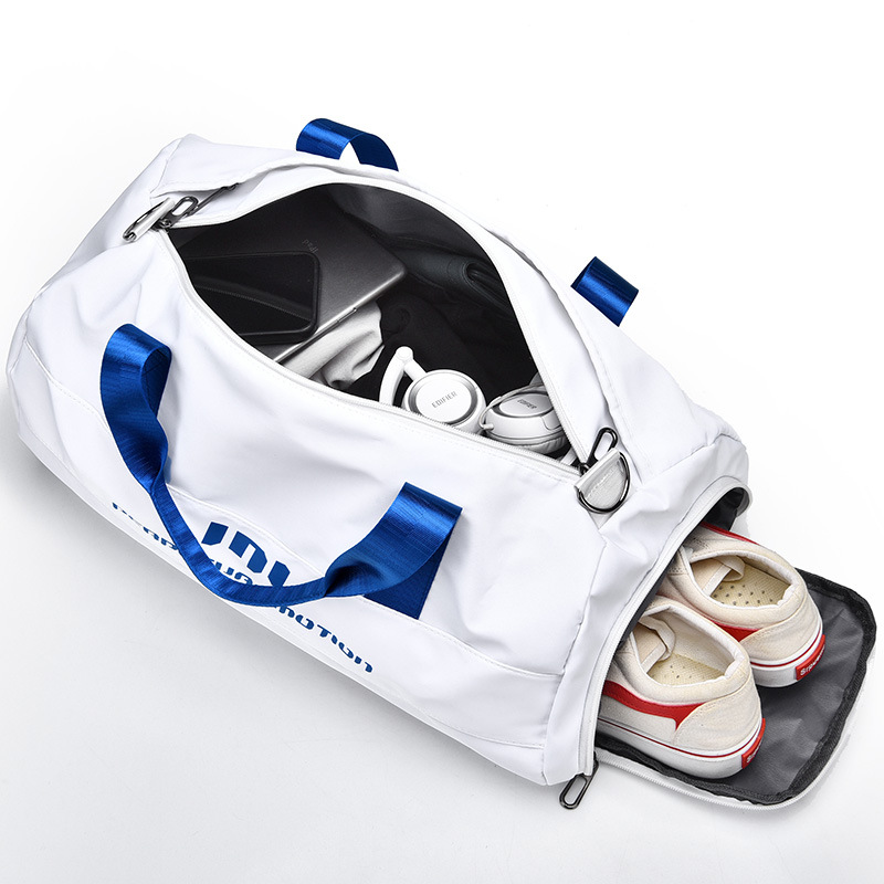 Fitness Duffel Isolated Wet St - đánh giá và giá Weekender Bag Duffle