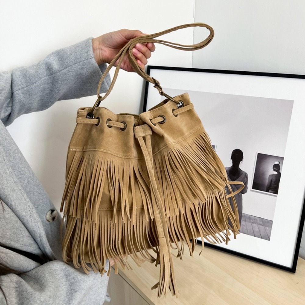 Korean Style Tassel Shoulder B - đánh giá và giá Bucket Bag Suede