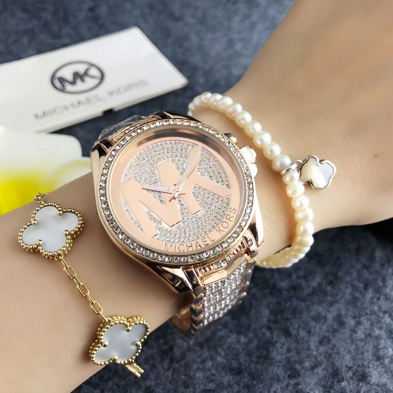 Michael Kors new fashionable a - đánh giá và giá Luxury Bags Michael Kors