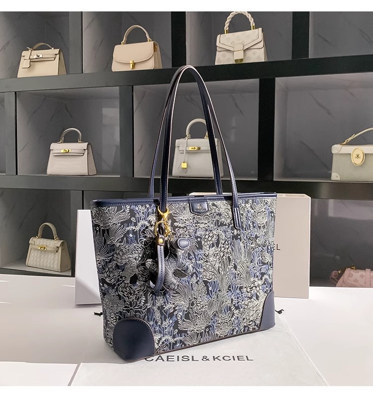 Large Capacity Blue Color Embr - đánh giá và giá Bucket Bag Suede