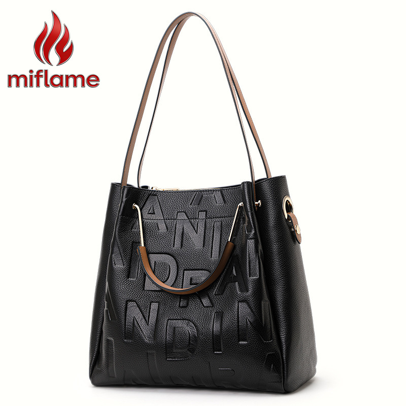 Women's Shoulder Bag Quiet Lux - đánh giá và giá Luxury Bags Quiet