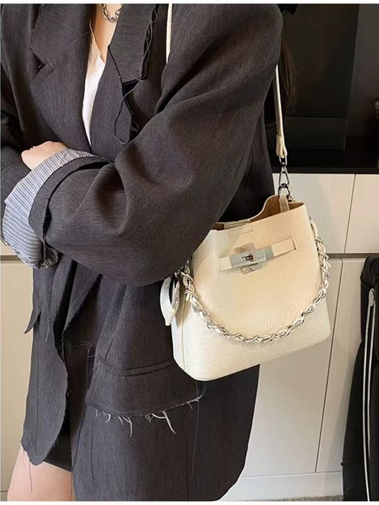 Trendy Women's Bucket Bag Cros - đánh giá và giá Luxury Bags Medium Size