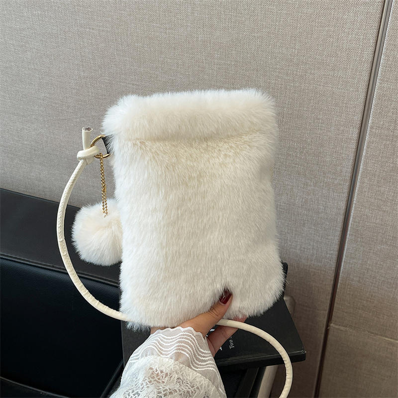 Plush Phone Bag Autumn and Win - đánh giá và giá Accordion Wallet Zip