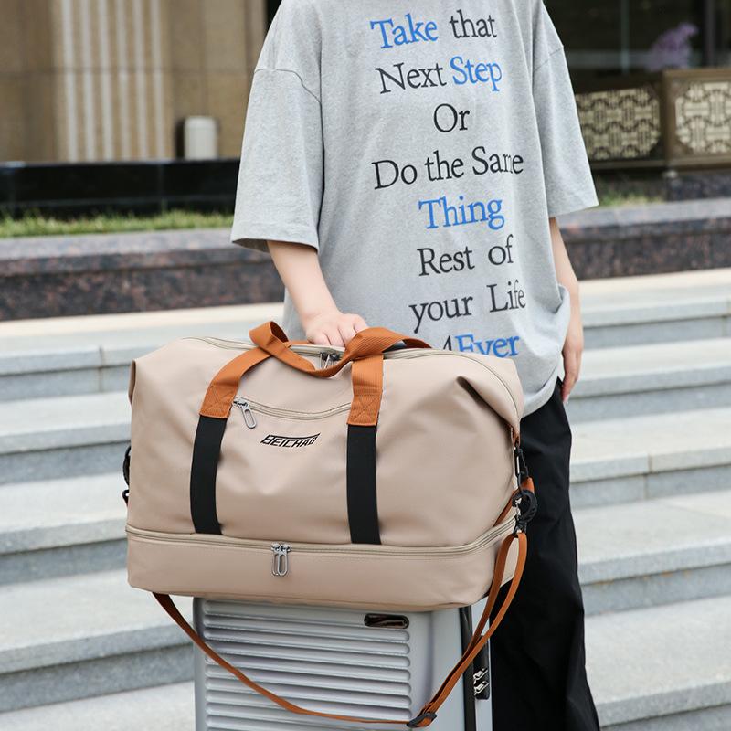 Travel Gym Bag Short-distance  - đánh giá và giá Weekender Bag Duffle